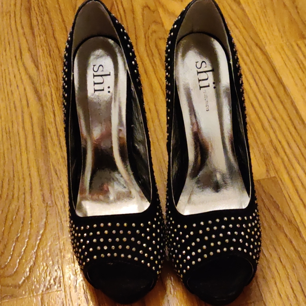 Shi heels
